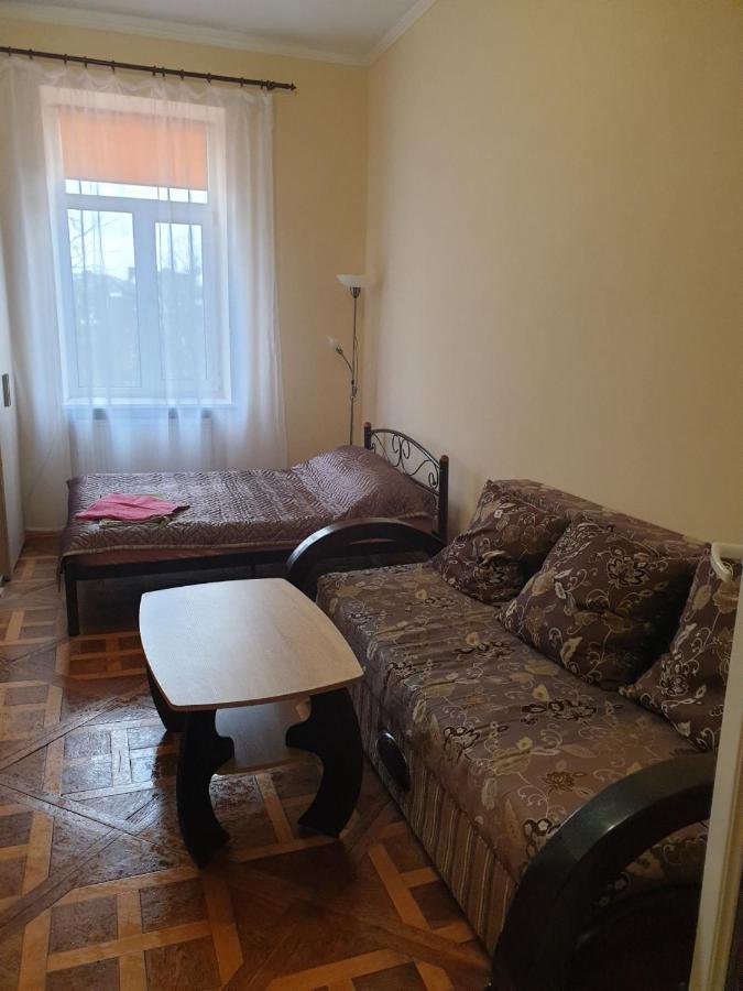 On Lysenka 27 Daire Lviv